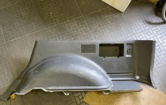 Mitsubishi Pajero Sport I Trunk/boot side trim panel Mr227528