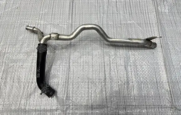 Porsche Cayenne (9PA) Engine coolant pipe/hose
