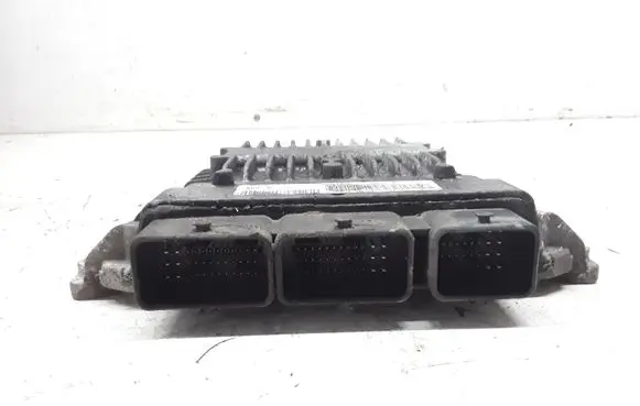 Peugeot Expert Engine control unit/module 5WS40661A