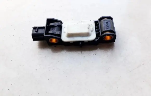 Nissan Almera Tino Airbag deployment crash/impact sensor 98830AY000