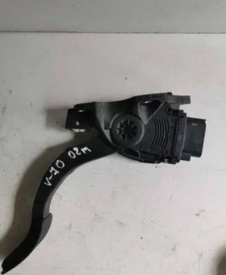 Volvo V70 Accelerator throttle pedal 6G929F836BD