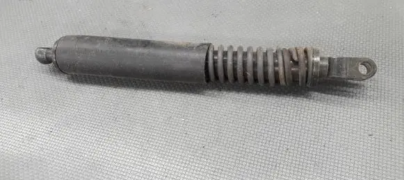 BMW 5 E39 Tailgate strut 8220072