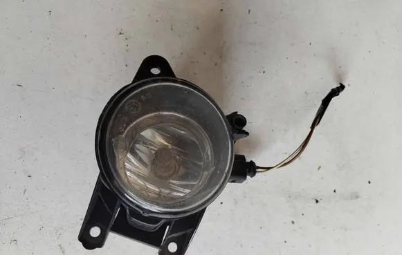 Volkswagen Polo III 6N 6N2 6NF Front fog light 96405000