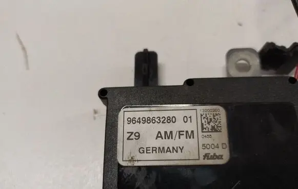 Peugeot 607 Aerial antenna amplifier 9649863280