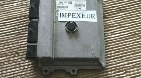 Renault Clio IV Engine ECU kit and lock set 237103352R 132651064 237103353R