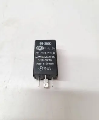 Volkswagen Transporter - Caravelle T4 Other relay 211953231K 4DW00463900 71425