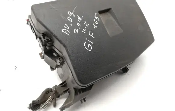 Toyota Avensis T270 Fuse box set