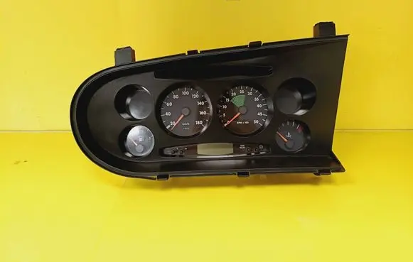 Speedometer (instrument cluster)