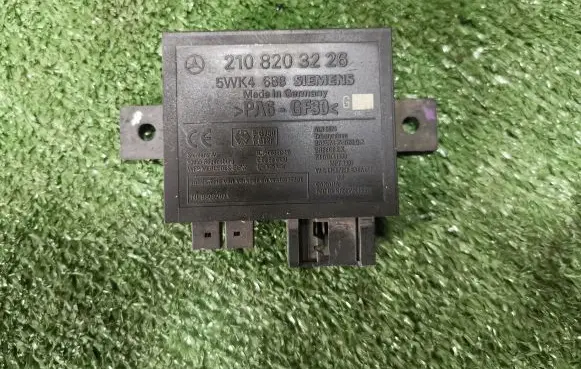 Mercedes-Benz E W210 Other control units/modules 2108203226