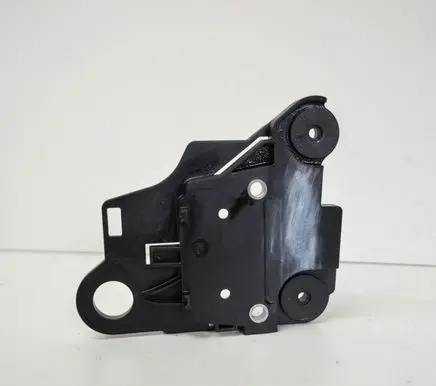 Volkswagen Jetta VII ABS pump bracket 5Q0614235