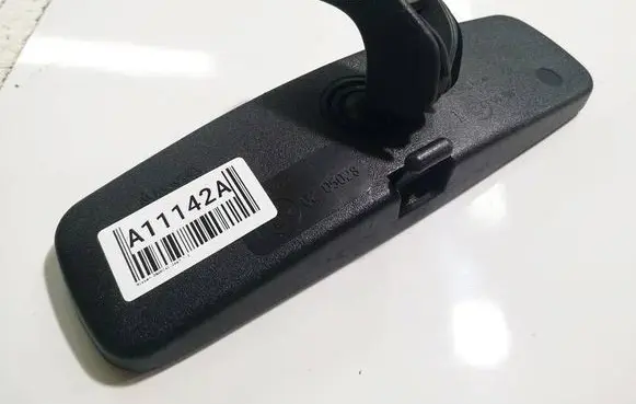 Nissan Qashqai Rear view mirror (interior) E20205028