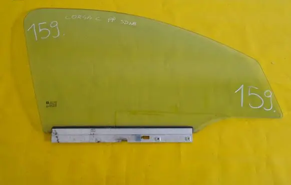 Opel Corsa C Front door window glass four-door