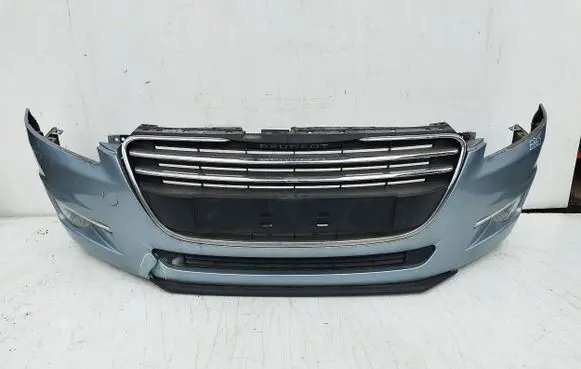 Peugeot 508 Front bumper 9686572177