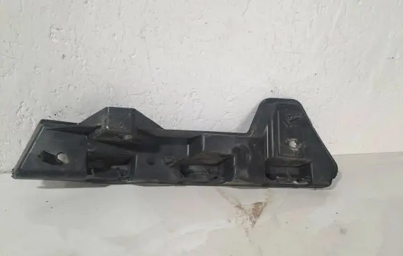 Renault Master III Fender mounting bracket 960160002R
