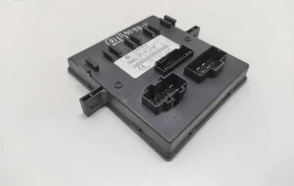 Audi A6 S6 C6 4F Comfort/convenience module 4F0907279B 4F0910279L