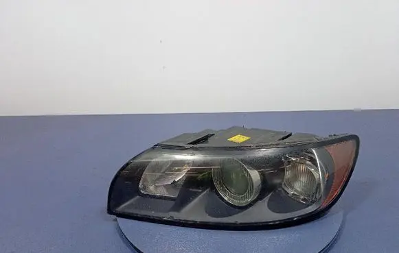 Volvo S40 Headlight/headlamp 30698873