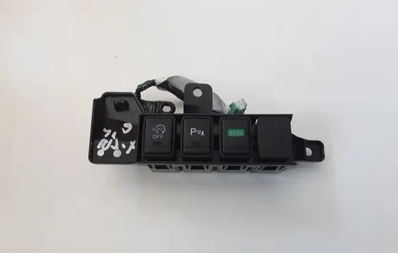 Nissan X-Trail T32 Parking (PDC) sensor switch 240184CE0A