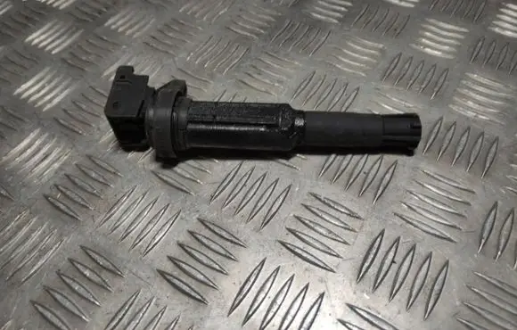 BMW 3 E90 E91 High voltage ignition coil 7551260