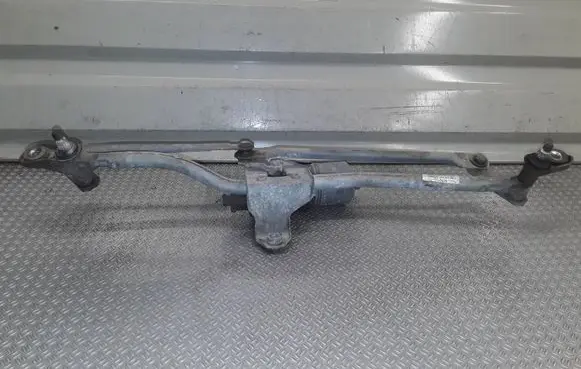 Audi A4 S4 B6 8E 8H Front wiper linkage and motor 0390241509 8E1955119