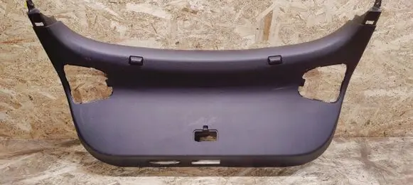 KIA Stinger Tailgate/boot lid cover trim 81750J5100