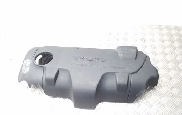 Volvo V70 Engine cover (trim)