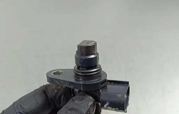 Toyota GT 86 Camshaft speed sensor J5T36071 8227B