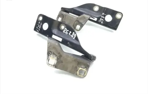 Engine bonnet/hood hinges