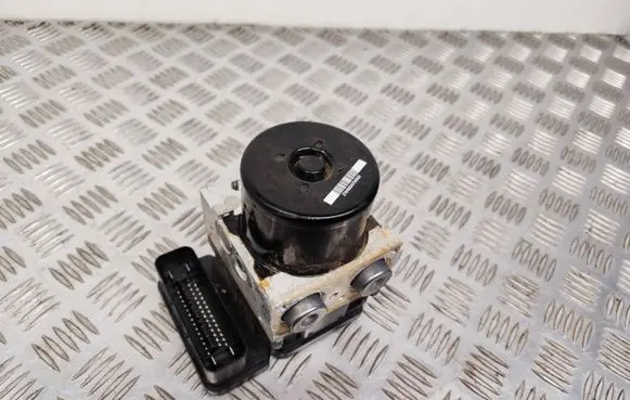 Volvo V60 ABS Pump 31317450