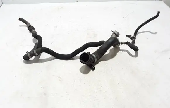 BMW 5 F10 F11 Engine coolant pipe/hose 7576355