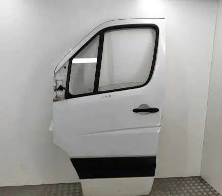 Mercedes-Benz Sprinter W906 Front door A9067200005