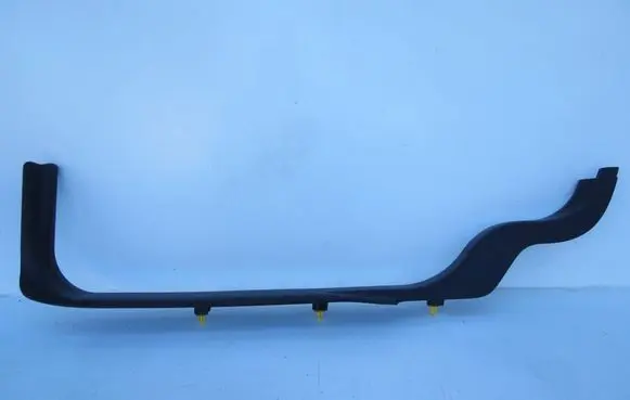 Volvo XC70 Foot area side trim 