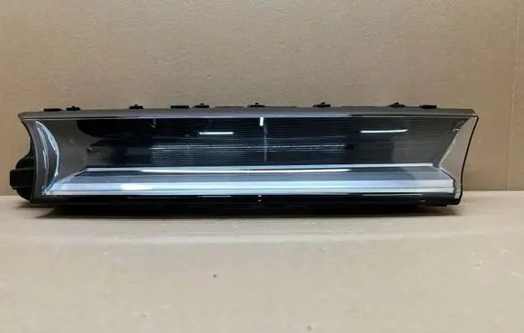 Volkswagen Transporter - Caravelle T7 Headlight/headlamp 7T0941653A