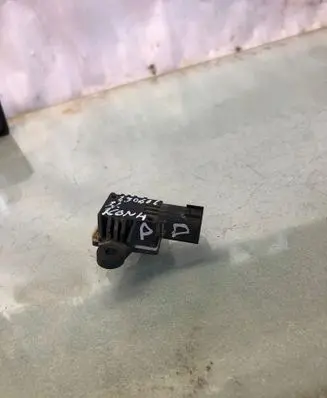 Hyundai Kona II Airbag deployment crash/impact sensor 9593006000