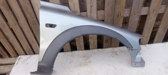Volvo XC70 Fender