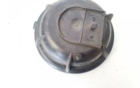 Volvo S80 Headlight/headlamp dust cover 89000387