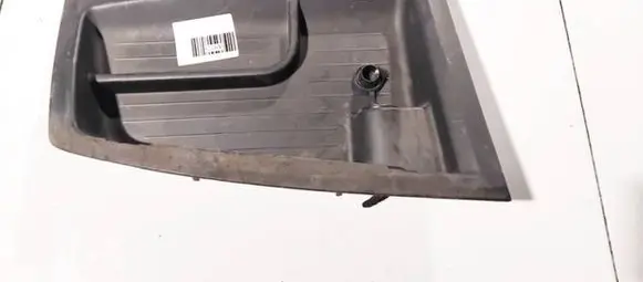 Glove box