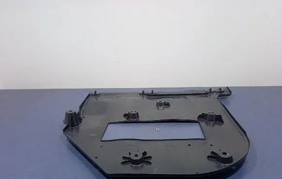 Renault Captur Front underbody cover/under tray 748A04100R