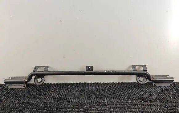 Jaguar X-Type Radiator mount bracket 