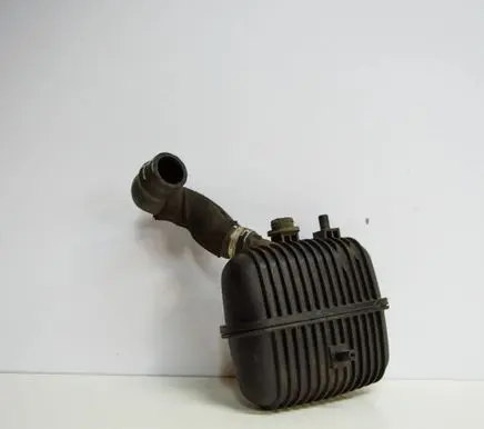 Audi A4 S4 B9 8W Vacuum air tank 8K0129955A 8K0145832B