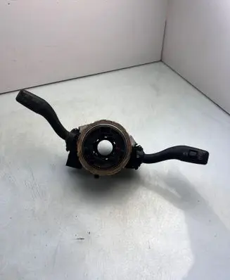Audi A4 S4 B5 8D Wiper turn signal indicator stalk/switch 8E0953549S 05114412