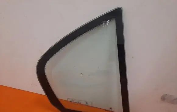 BMW 3 E36 Rear side window 43R-000981