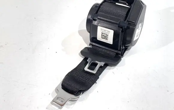 BMW 2 F44 Rear seatbelt 7488775