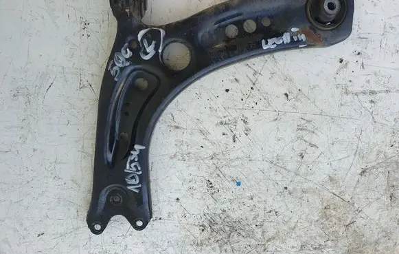 Seat Leon (5F) Front control arm 5Q0407151L