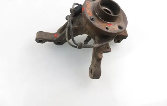Renault Modus Front wheel hub spindle knuckle