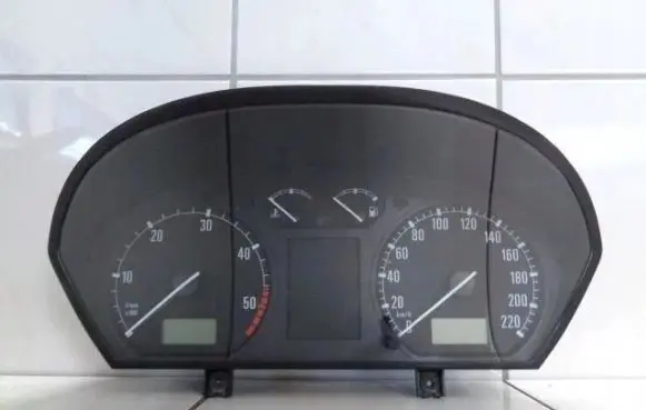 Skoda Fabia Mk1 (6Y) Speedometer (instrument cluster)