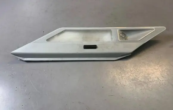 BMW 7 E38 Rear seat light 8368843