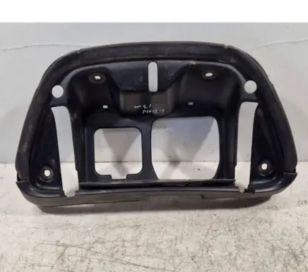 Nissan Leaf I (ZE0) Other engine bay part 657303NA1A