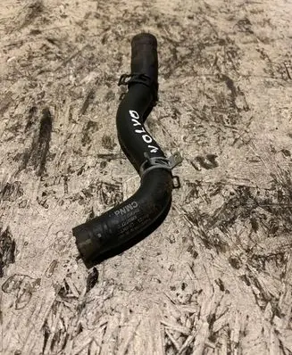 Volvo XC40 Engine coolant pipe/hose 32222083