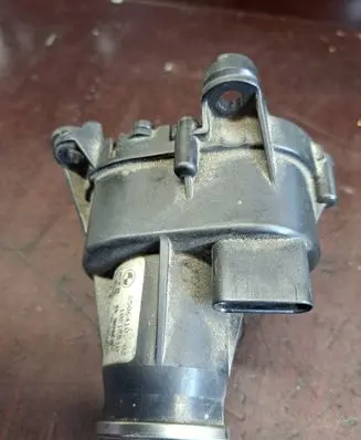 BMW 5 F10 F11 Intake manifold valve actuator/motor 8506410 10213510 0280751014