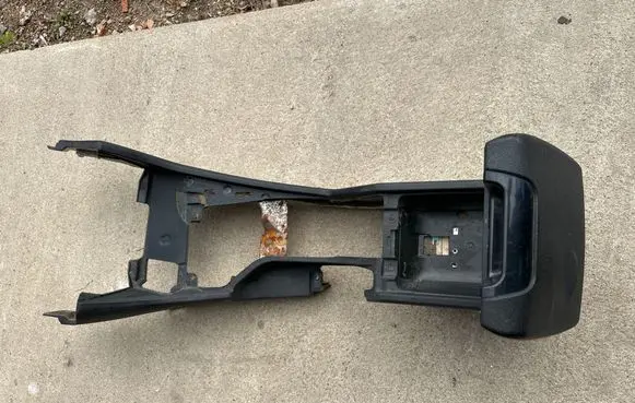 BMW 5 E39 Center console 8159687